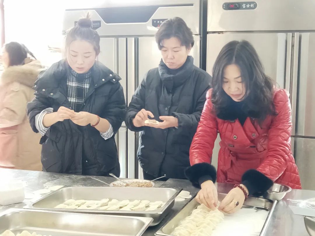 齐聚百老汇,暖心过冬至(图3) 图片