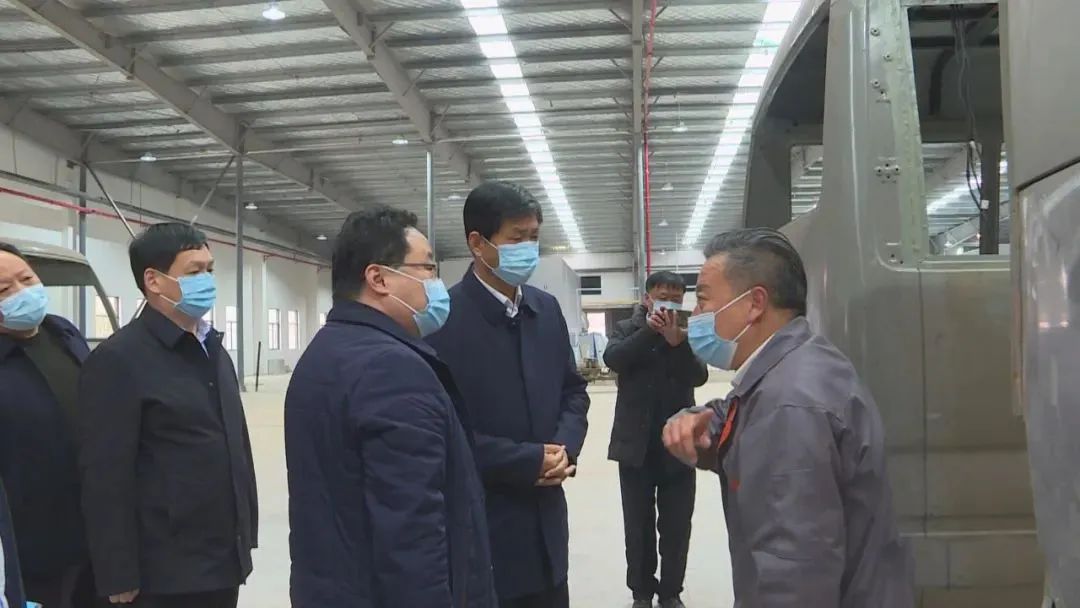 夏邑县委书记薛凤林调研高新区经济运行工作(图3)